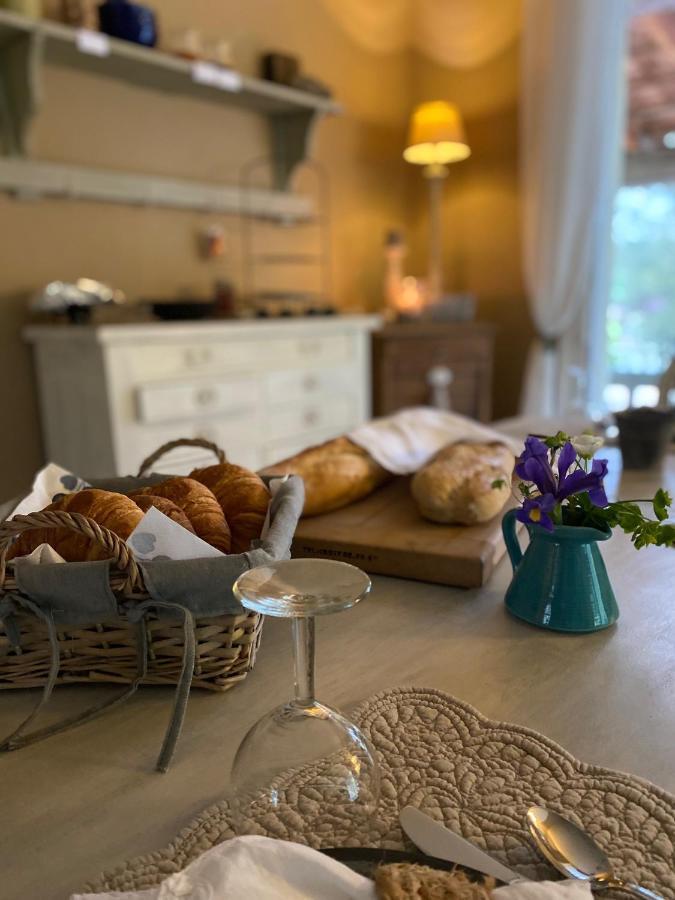 L'Eveil En Provence Bed & Breakfast Entrecasteaux ภายนอก รูปภาพ
