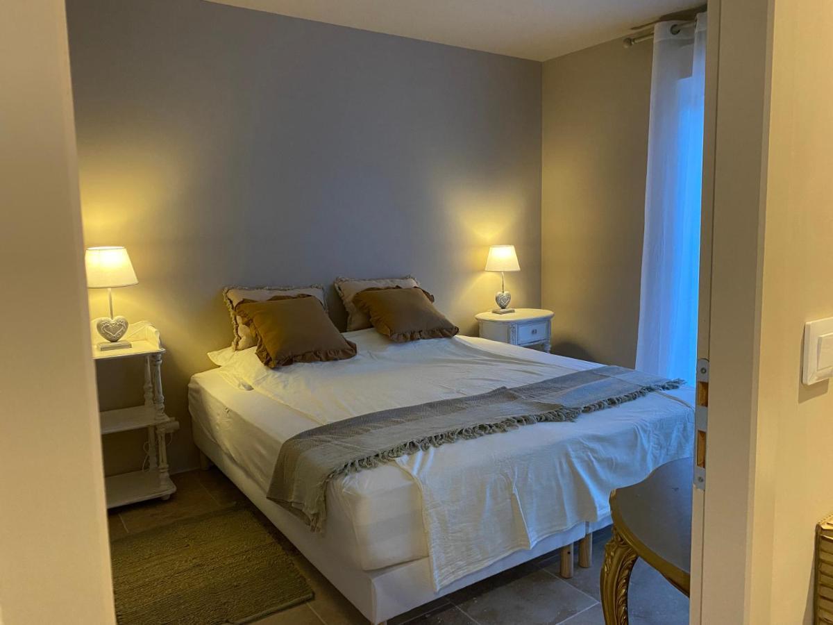 L'Eveil En Provence Bed & Breakfast Entrecasteaux ภายนอก รูปภาพ