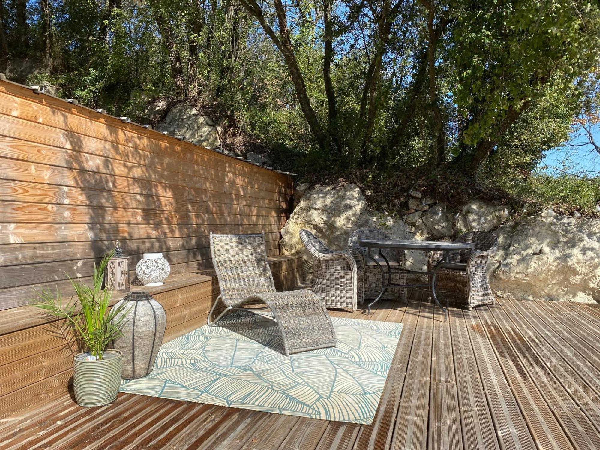 L'Eveil En Provence Bed & Breakfast Entrecasteaux ภายนอก รูปภาพ